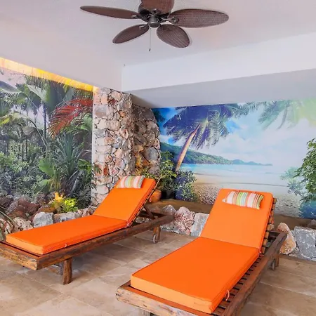 4 Bedroom Luxury 1210