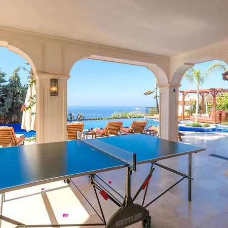 Villa 4 Bedroom Luxury 1210