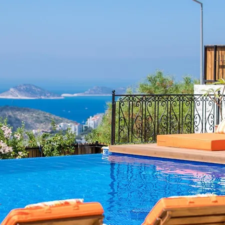 Villa 4 Bedroom Luxury 1210 *